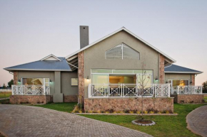 Dunkeld Country Estate Equestrian House